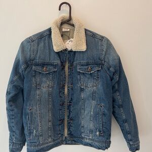 Zara Blue Denim Jacket with Cream Sherpa Collar NWT